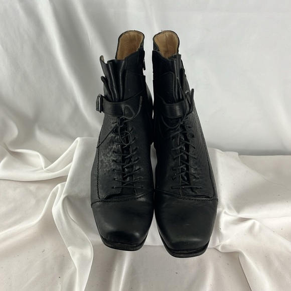 Roda Italian-Made Witchy Black Leather Boots w/ Geometric Wooden Block Heels - Picture 3 of 16